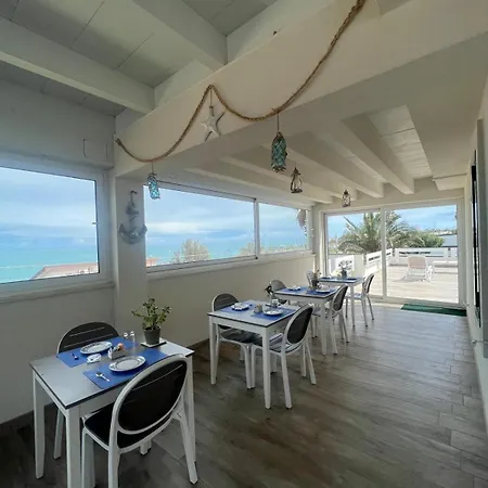 Torre Azul Frontemare - Couette-café Bisceglie