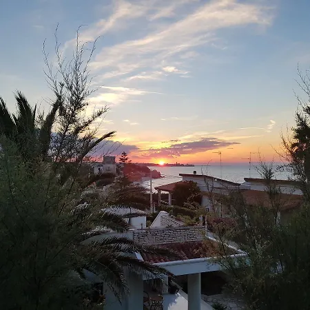 Oda ve Kahvaltı Torre Azul Frontemare - 4*