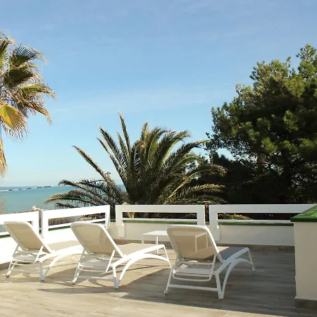 Oda ve Kahvaltı Torre Azul Frontemare - 4*