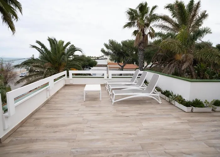 Torre Azul Frontemare - לינה וארוחת בוקר