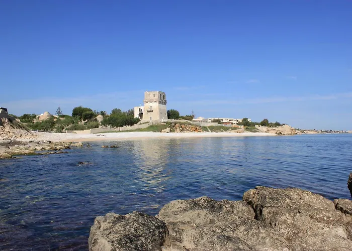 לינה וארוחת בוקר Torre Azul Frontemare - 4*